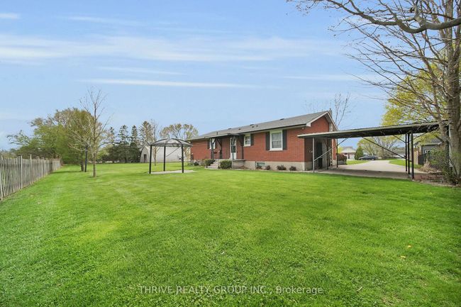 4036 Elgin Rd, House other with 3 bedrooms, 2 bathrooms and 8 parking in Mossley ON | Image 34