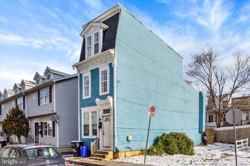 125 N Linden St, HARRISBURG, PA, 17103-1333 | Card Image