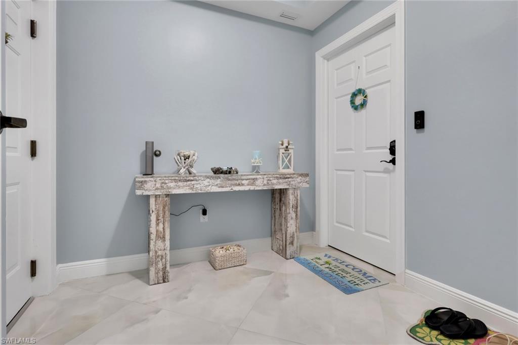 Residential in FORT MYERS 4