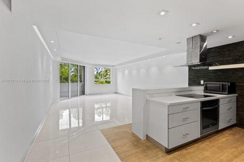 apt-207-181 Crandon Blvd, Key Biscayne, FL, 33149-1554 | Card Image