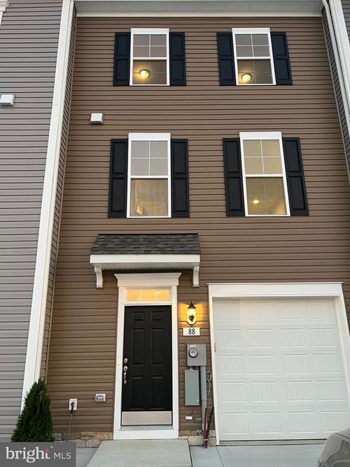 88 Mossdale Blvd, FALLING WATERS, WV, 25419-1707 | Card Image