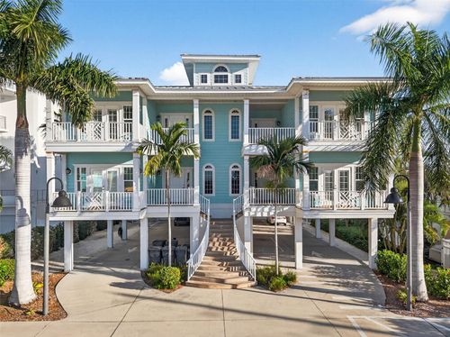 255 104th Ave, Treasure Island, FL, 33706-4870 | Card Image