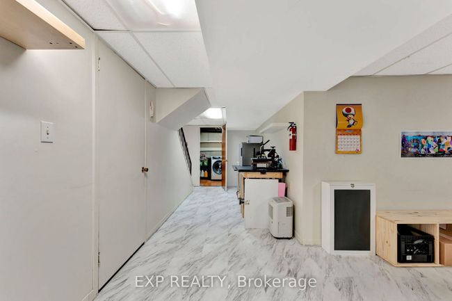 C - 10 Arnold Dr, Condo with 4 bedrooms, 2 bathrooms and 2 parking in Nepean ON | Image 28