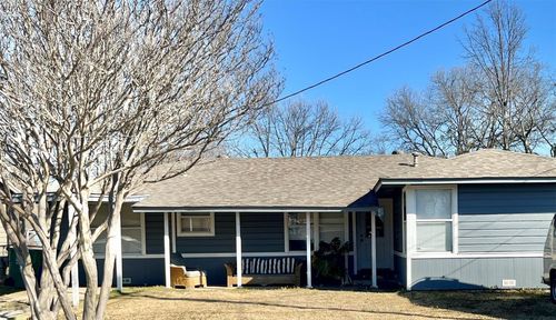 715 North Ave, Whitesboro, TX, 76273-1924 | Card Image