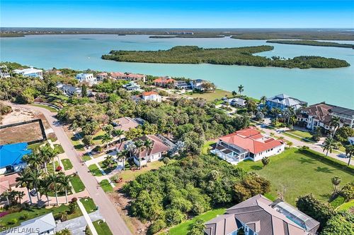 1080 Caxambas Dr, MARCO ISLAND, FL, 34145-5918 | Card Image