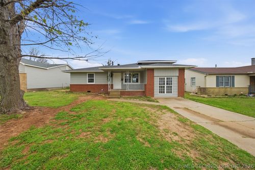 1441 E Cherry St, Cushing, OK, 74023-4205 | Card Image