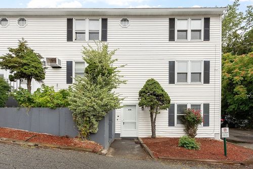 d-21 Crescent St, Lawrence, MA, 01841-3303 | Card Image