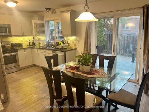 main-805 Sisler Ave, Newmarket, ON, L3X2T8 | Card Image