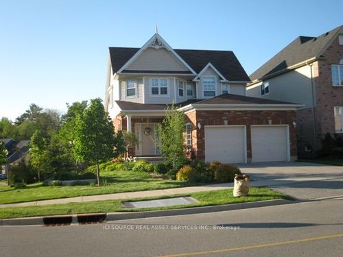 2 Woodcrest Crt, Kitchener, ON, N2P2K1 | Card Image