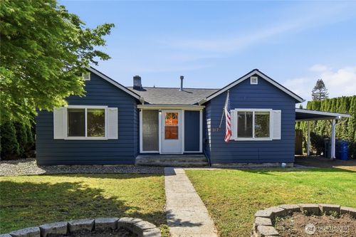 317 9th Ave, Kirkland, WA, 98033-5523 | Card Image