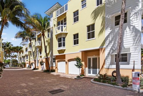 7-4332 Seagrape Dr, Lauderdale By The Sea, FL, 33308-5099 | Card Image