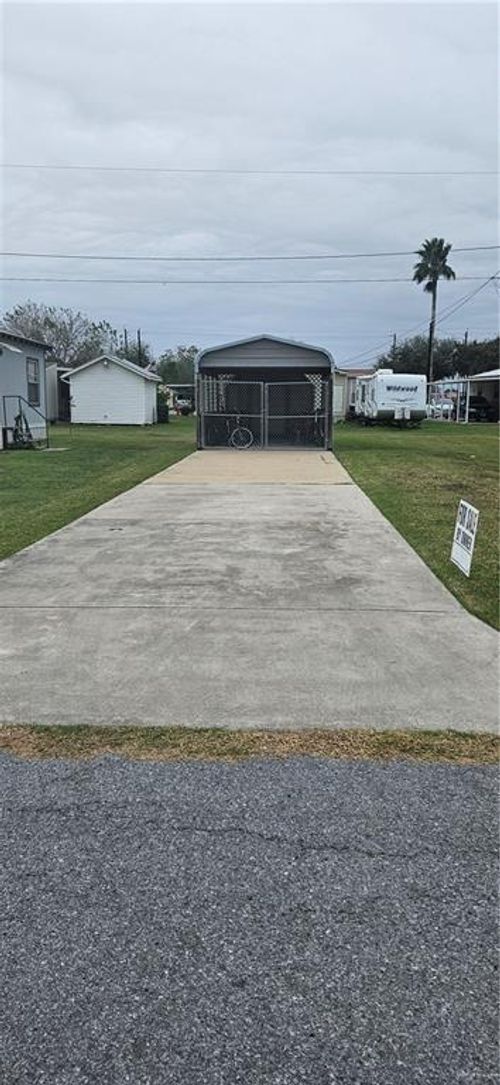 51 N Anaqua St, La Feria, TX, 78559 | Card Image