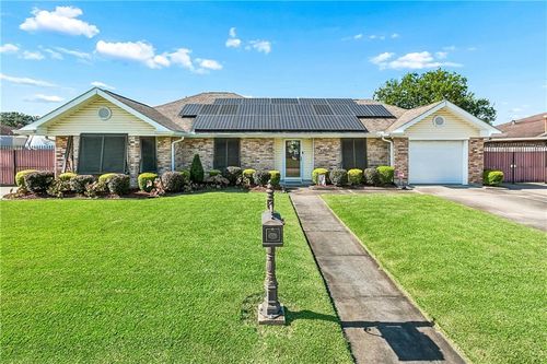 2541 Kismet St, Marrero, LA, 70072-5452 | Card Image