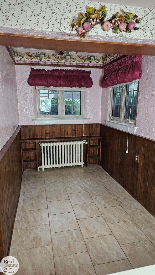 Breakfast nook | Image 22