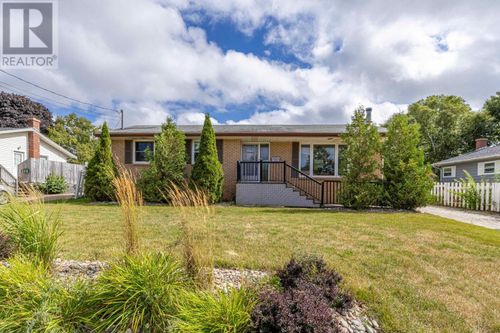 28 Seaview Blvd, Charlottetown, PE, C1A3A2 | Card Image