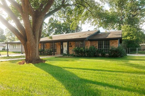4640 Fieldwood Ln, Beaumont, TX, 77706-2718 | Card Image