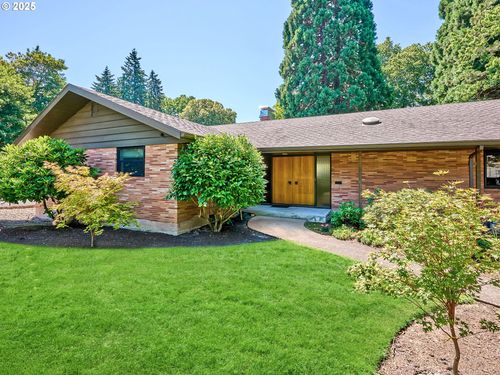 unit-401-790 Se Webber St, Portland, OR, 97202-7051 | Card Image