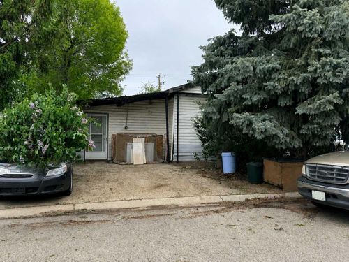 926 Briarwood Cres, Strathmore, AB, T1P1E7 | Card Image