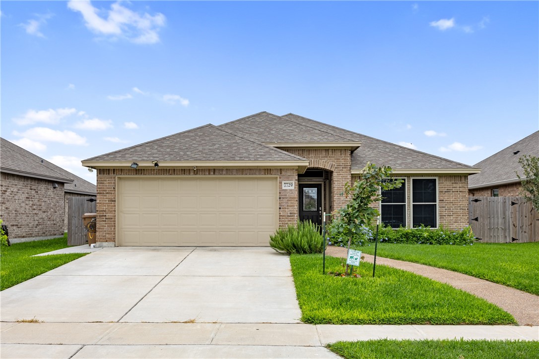 Stampede Dr, Corpus Christi, TX 78414