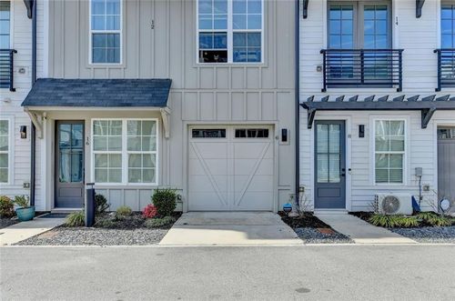 6 Becker Pl Nw, Atlanta, GA, 30307-2879 | Card Image