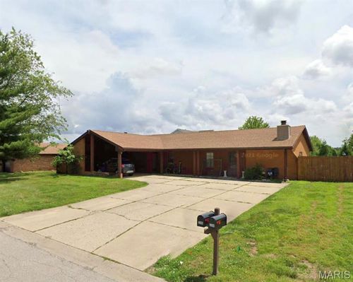 2204 Richland Prairie Blvd, Belleville, IL, 62221-2501 | Card Image