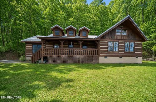 830 Sleepy Hollow Rd, Gatlinburg, TN, 37738-5044 | Card Image