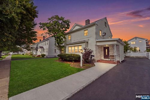 318-322 11th Street, Newark, NJ, 07107 | Card Image