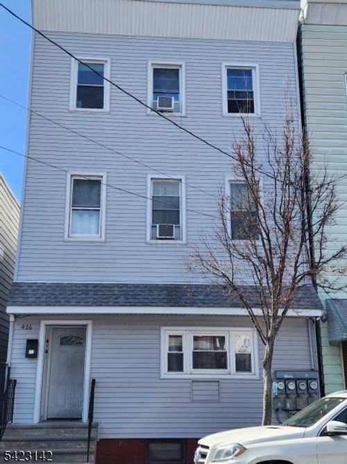 416 Walnut St, Newark, NJ, 07105-2736 | Card Image