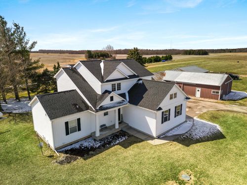 12413 S Wisner Ave, Grant, MI, 49327-8994 | Card Image