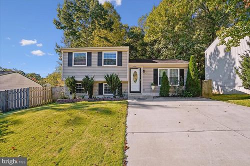 8460 Rippled Creek Ct, SPRINGFIELD, VA, 22153-3801 | Card Image