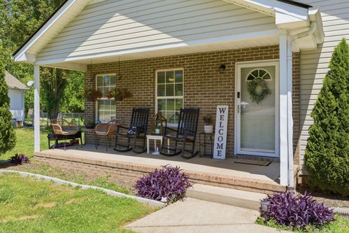 308 Hunter St, Portland, TN, 37148-1633 | Card Image