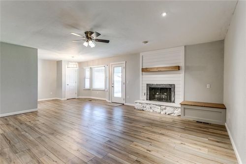 1022 Garden Grv, Yukon, OK, 73099-4928 | Card Image