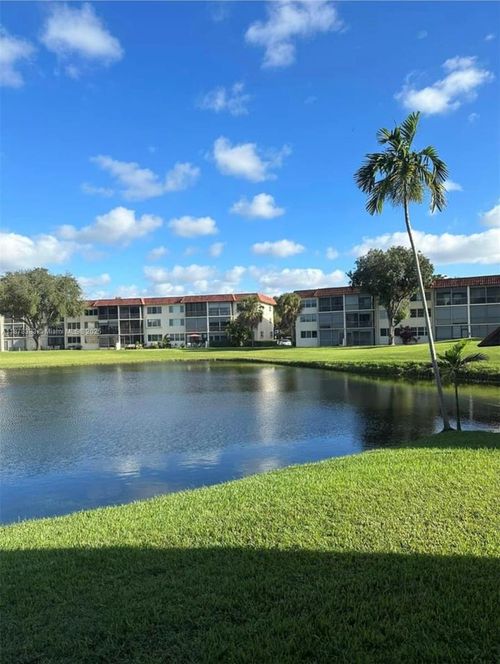 apt-101-8961 Hollybrook Blvd, Pembroke Pines, FL, 33025-1313 | Card Image