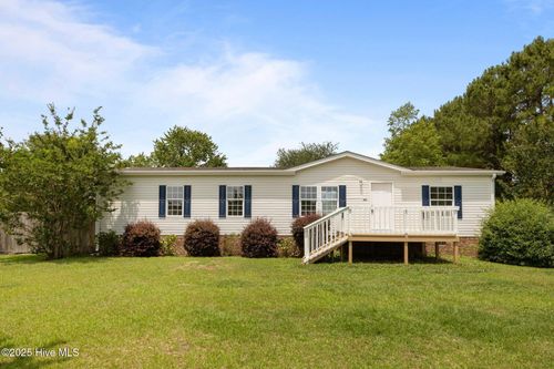 143 Grey Beard Dr, Rocky Point, NC, 28457-7200 | Card Image