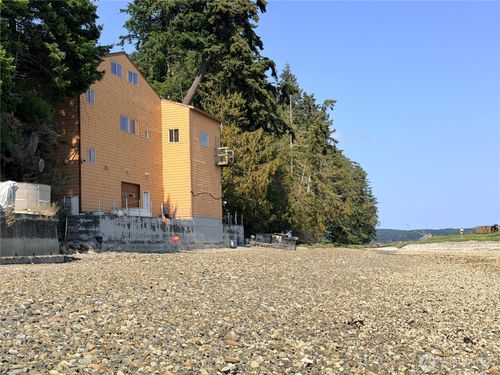 9930 Misery Point Rd Nw, Seabeck, WA, 98380-9783 | Card Image