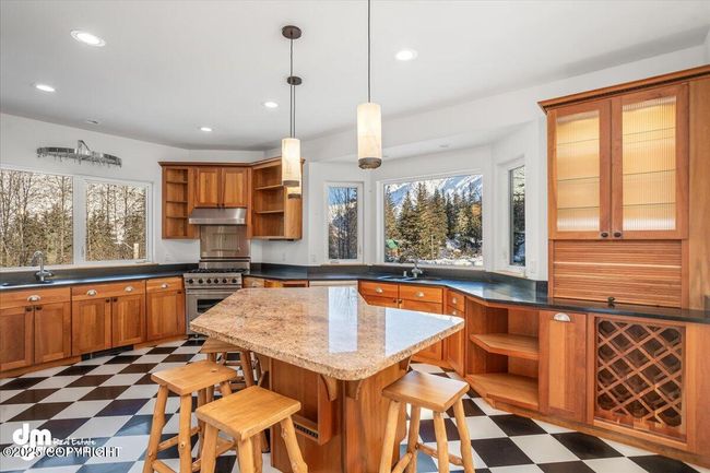37 Kitchen | Image 38