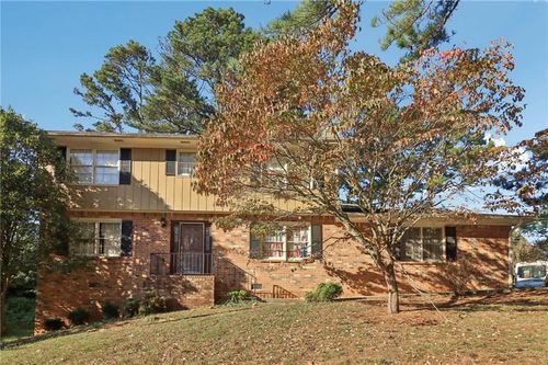 467 Oroarke Dr, Stone Mountain, GA, 30088-1423 | Card Image