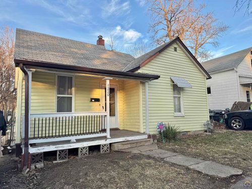 1220 Sw Harvey Pl, Topeka, KS, 66606-1172 | Card Image