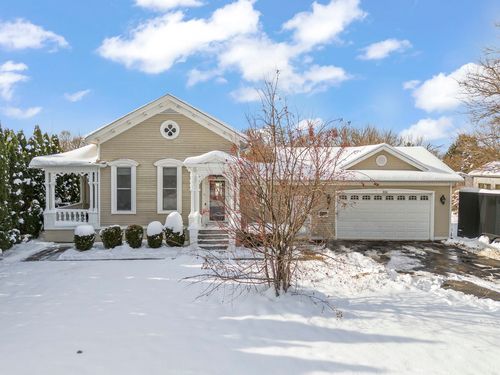 800 Ingalton Ave, West Chicago, IL, 60185-2011 | Card Image