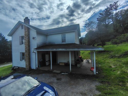 1221 Railroad St, Fairmount City, PA, 16224-7911 | Card Image