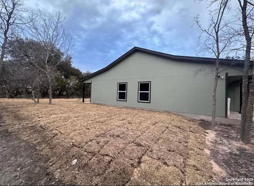 247 Remington Rd, Spring Branch, TX, 78070-4232 | Card Image