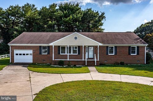 182 Freedom Way, WARSAW, VA, 22572-4249 | Card Image