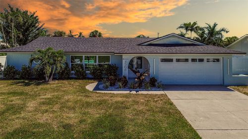 4568 40th St S, ST PETERSBURG, FL, 33711-4418 | Card Image