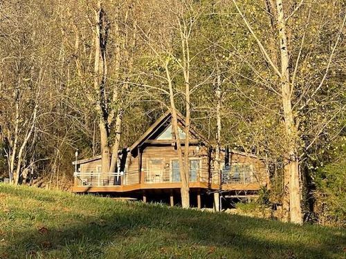 360 Spurlock Hollow Ln, Gainesboro, TN, 38562-6366 | Card Image