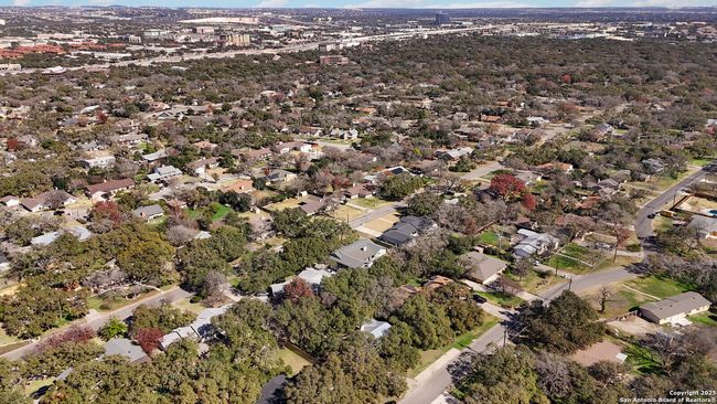 333 Meadowbrook Dr, House other with 3 bedrooms, 2 bathrooms and null parking in Hollywood Park TX | Image 25