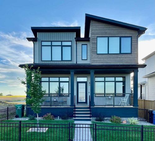 320 Grassland Blvd W, Lethbridge, AB, T1J5V1 | Card Image