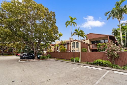 apt-b-7064 Sw 114th Pl, Miami, FL, 33173-1827 | Card Image