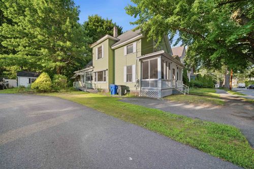 16 Appleton St, Manchester, NH, 03104-2513 | Card Image