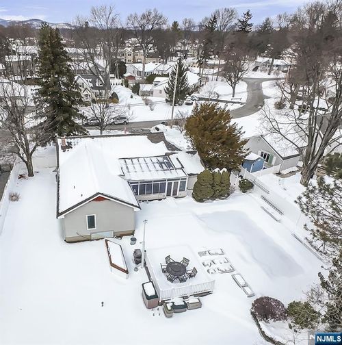 7 Dale Avenue, Pequannock Township, NJ, 07444 | Card Image