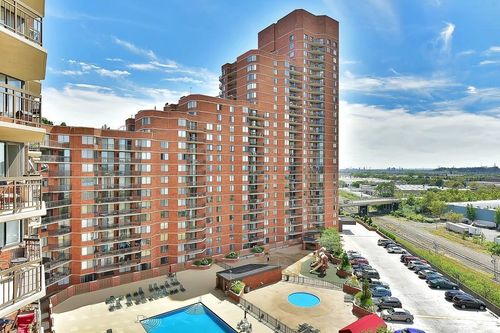 222 Harmon Cove Tower, Secaucus, NJ, 07094-1729 | Card Image